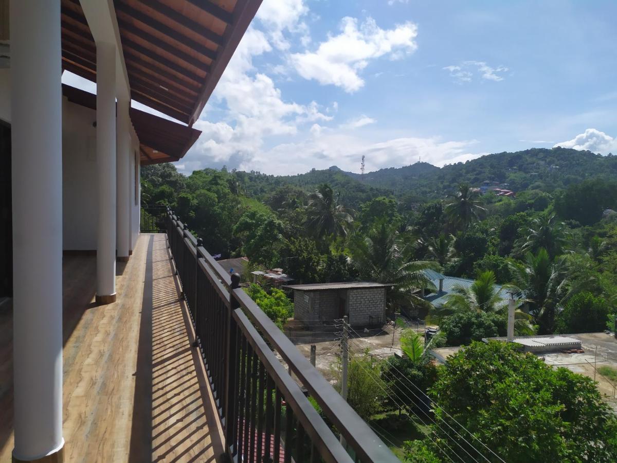 Mahaweli King'S Villa Kandy Dış mekan fotoğraf