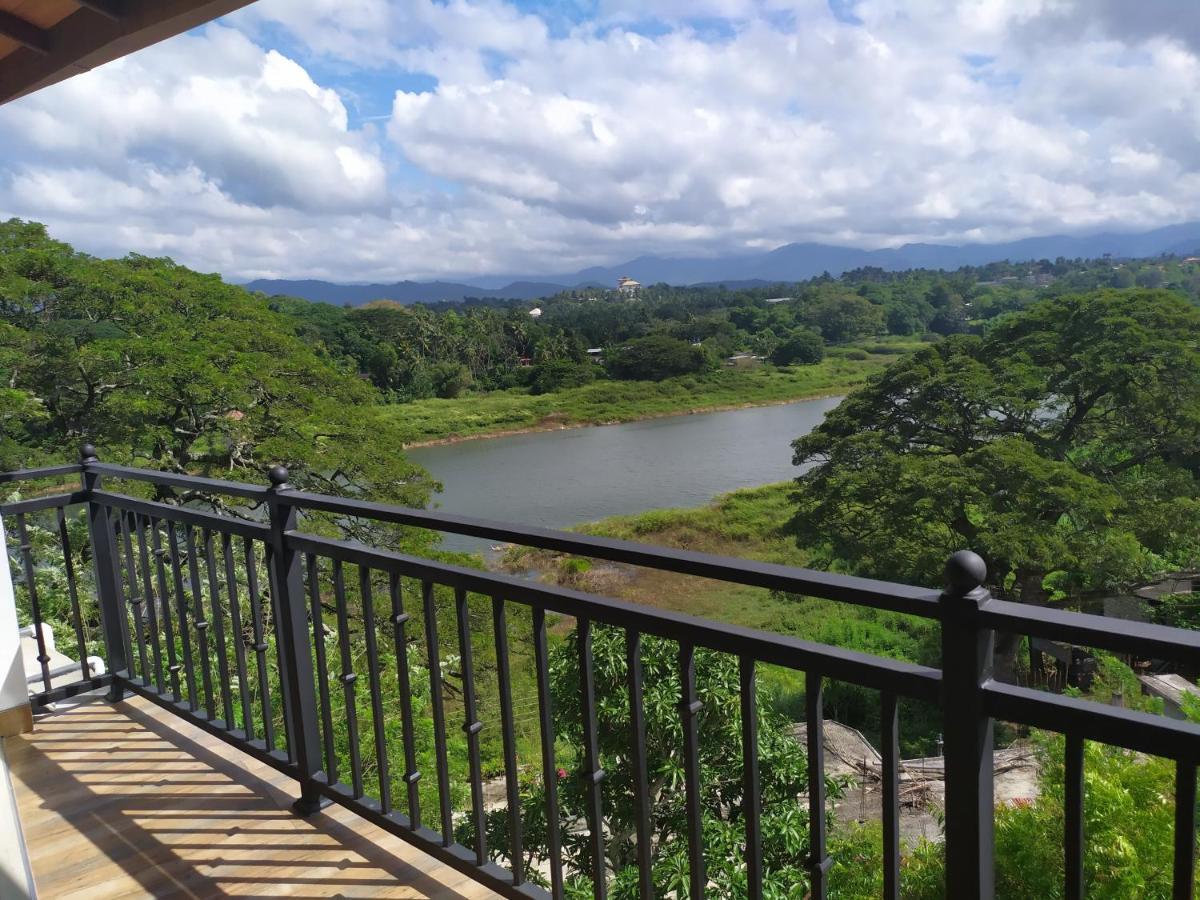 Mahaweli King'S Villa Kandy Dış mekan fotoğraf